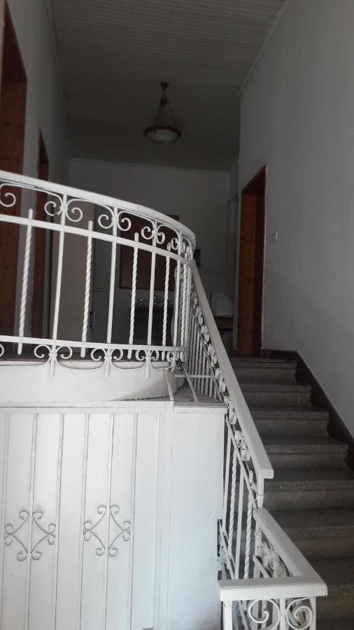 Tirana Apartment *